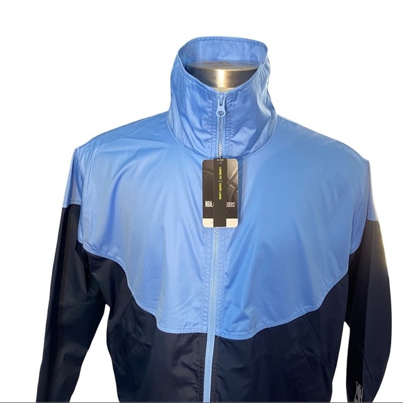 Nike Womens NBA Chicago Bulls City Edition Courtside Blue Full-Zip Jacket M NWT - Picture 4 of 16